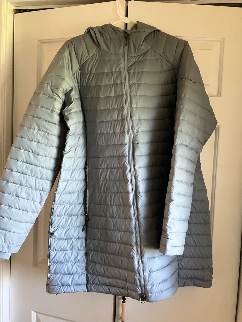 Columbia Women's Light Gray Hooded Quilted Puffer Coat